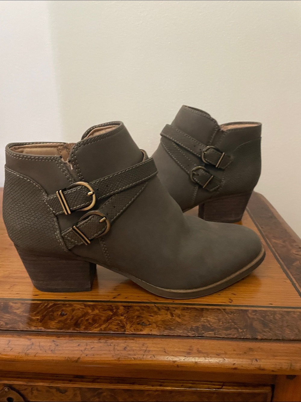 Ankle boots